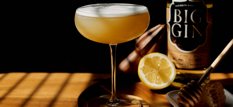 Barrel Aged Bee's Knees Cocktail